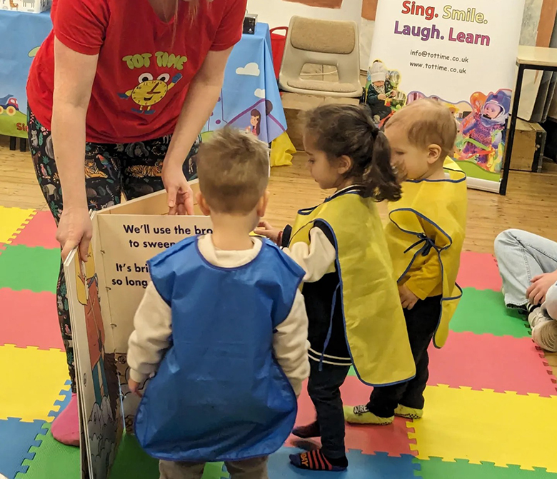 tottime-classes-reading-big-interactive-books